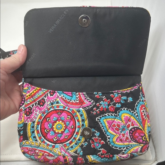 Vera Bradley Crossbody - Picture 4 of 6